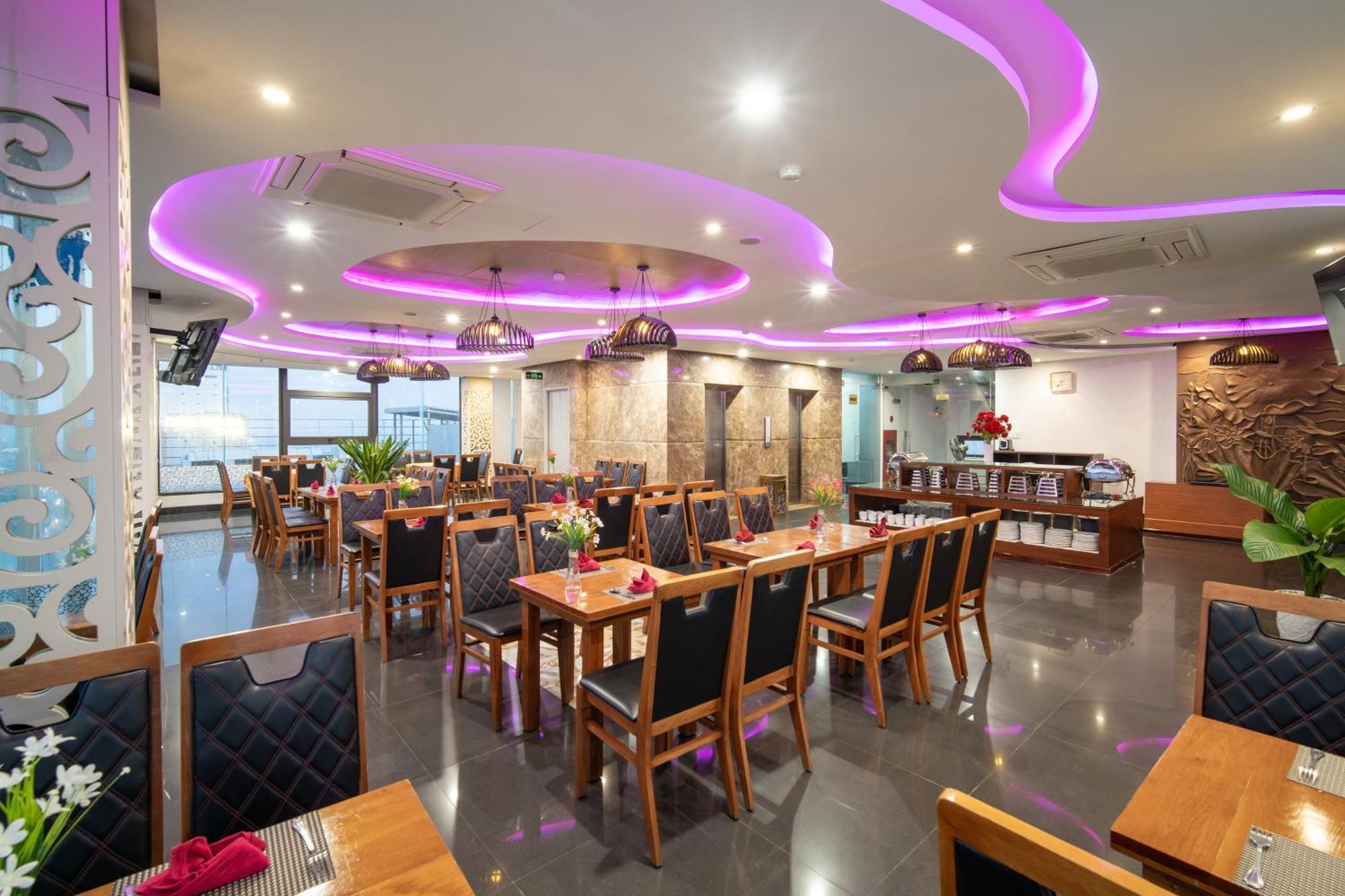 Golden Sun Apartment By New Sky Travel Da Nang Exterior photo